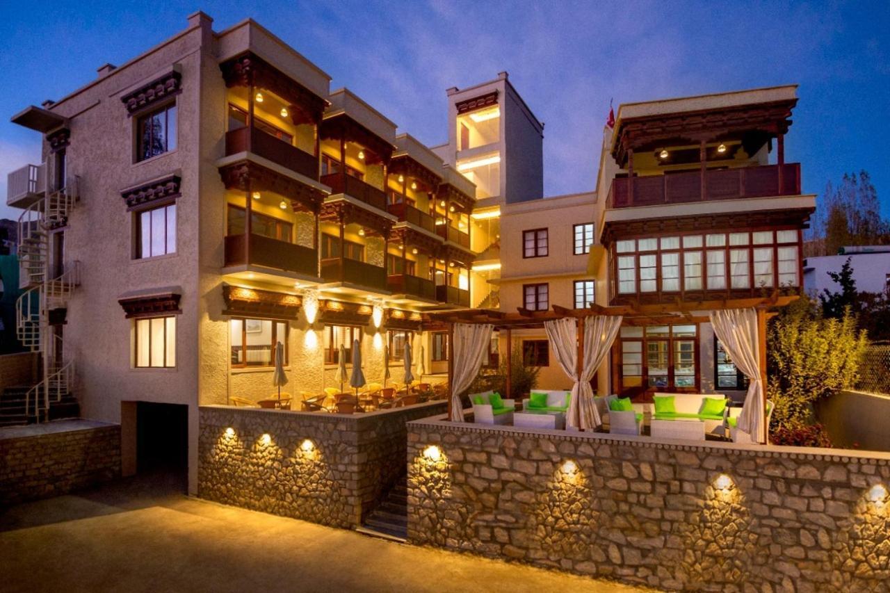 Отель Ashoka Ladakh Лех Экстерьер фото