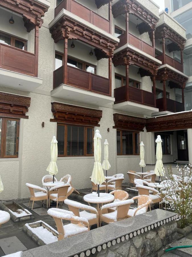 Отель Ashoka Ladakh Лех Экстерьер фото